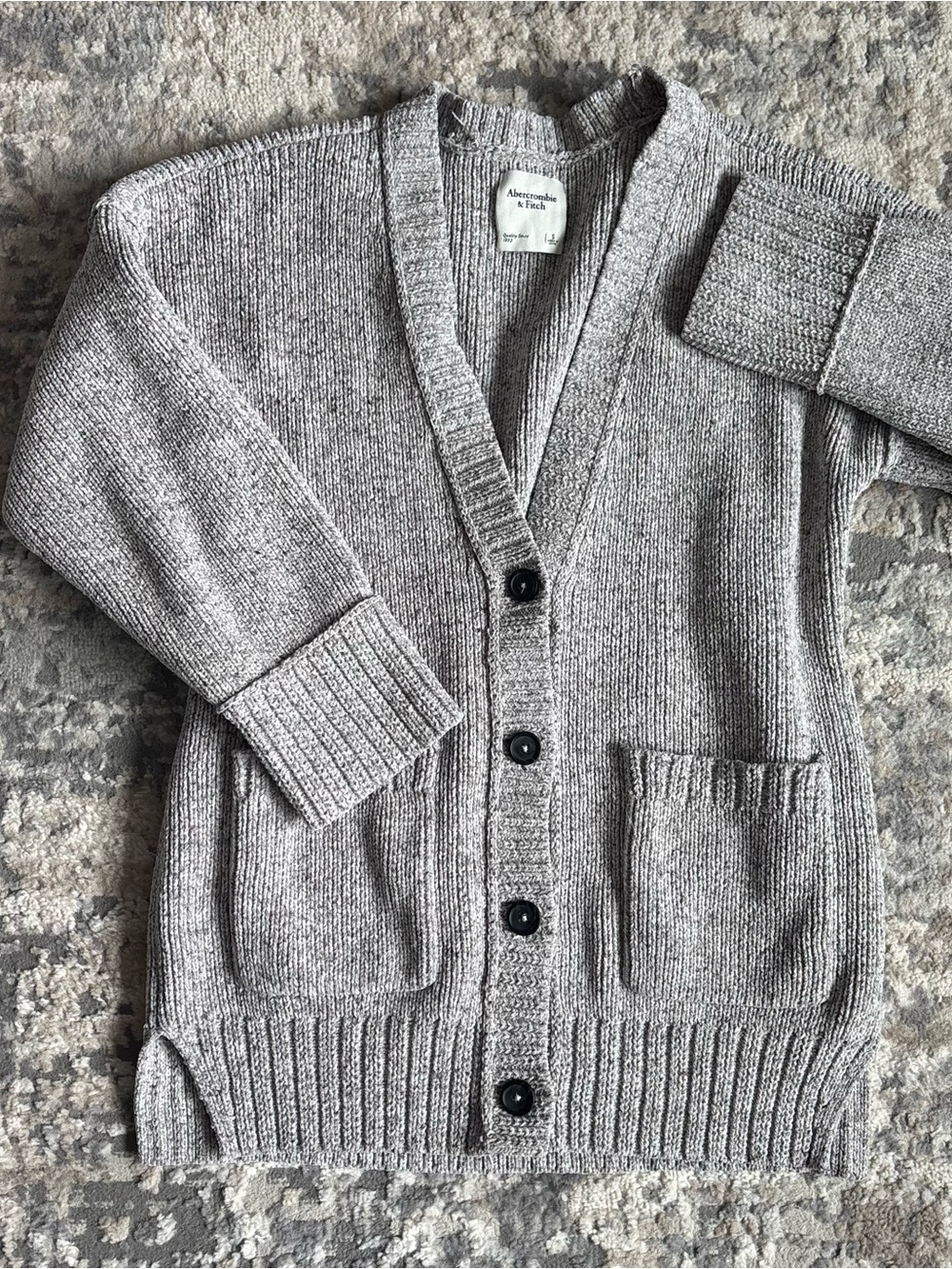 Abercrombie & Fitch Light Grey Women's Button Down Thick Cardigan